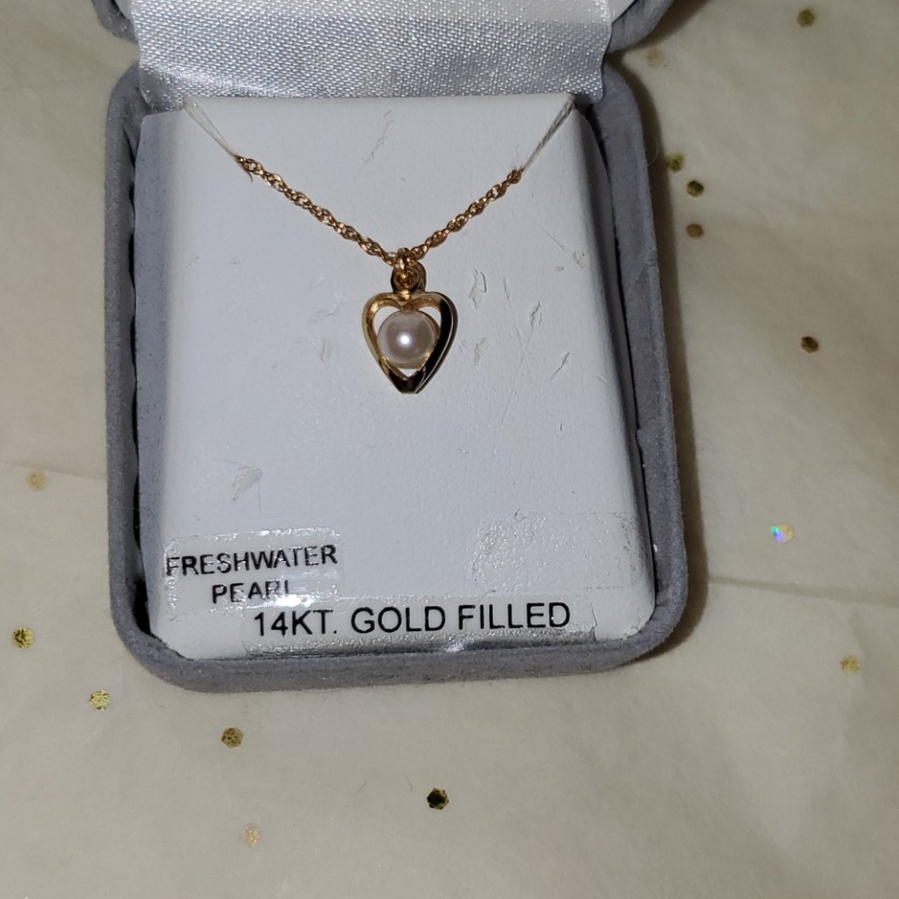 14k GOLD FILLED PEARL NKLC
